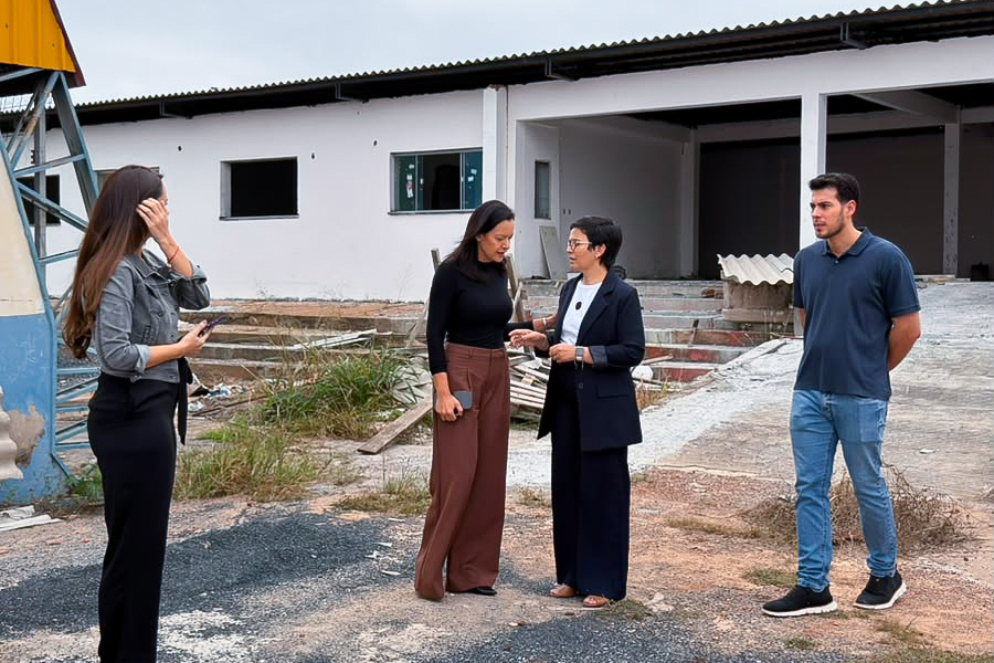 Secretárias visitam escola Heroclito Leôncio Monteiro e anunciam investimentos
